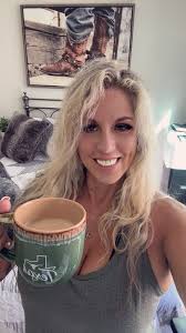 bianca McElroy (@biancamcelroy28)