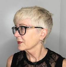 Short pixie hairstyles pictures for women. 20 Trendy Short Haircuts For Fine Hair Crazyforus