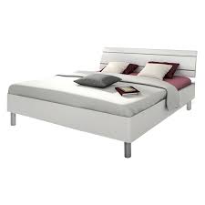 Schwebeturenschrank 3 turig korpus polarweiss front weissglas glas samtbraun galerie nolte nolte mobel nolte schlafzimmer schlafzimmer inspiration. Nolte Mobel Sonyo Mit Gerundetem Bettrahmen Und Holz Ruckenlehne 2