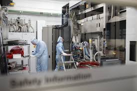 (asml) stock outpacing its computer and technology peers this year? Asml Wins 845 Million Trade Theft Case Against Bankrupt Xtal Bloomberg