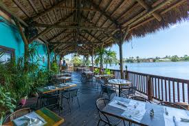 Island living and patio has been offering homeowners from palm beach county and martin county an assortment of tables, chairs, patio sets, and accessories since 2006. Outdoor Restaurants Palm Beach County Restaurants With Outdoor Tables