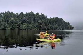 Fasilitas wisata situ patenggang ciwidey bandung. Situ Lengkong Panjalu Harga Tiket Masuk Spot Foto Terbaru 2021