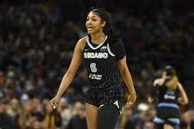 Chicago Sky Star Angel Reese Receives Pointed Message From Candace Parker -  Newsweek