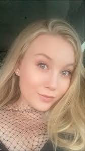 Carey Sutherland's Instagram, Twitter & Facebook