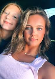 Annie Kate Spring Brak