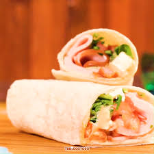 Enroladinho De Peito De Peru Foodrecipies Enroladinho De Peito De Peru E O Lanche Perfeito Para O Carnaval Rapido E Pratico Ele Vai Te De Cuisine Repas Plat