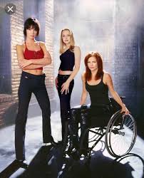 Birds Of Prey Tv Series Arrow Smallville Birds Of Prey Gotham Image By April Bailey Birds Of Prey Kickass Women Black Canary