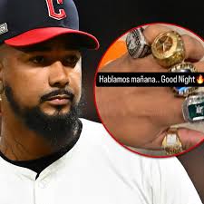 Guardians' Emmanuel Clase Flexes Awards After Rough Game