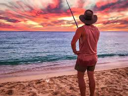 This hat provides a good brim which gives shade and is also good in not blocking the size of the fishing hat entirely depends upon the brand and model of the fishing hat. Best Fishing Hat Apparel For Sun Rain And Wind Outdoor Life