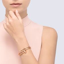 When the juste un clou bracelet was first created in 1971 at cartier new york, it was known simply as the nail bracelet and reflected the bold spirit of that era. Real 18k Gold Cartier Juste Un Clou Bracelet 62 Diamonds Nail Bracelet 18k Gold Weight 61g International Brand Replica Jewelry For Sale Make In Real 18k Gold And Diamonds The Same