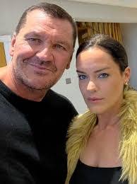 Janine Stokes's Instagram, Twitter & Facebook