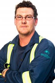 Devan Brooks's Instagram, Twitter & Facebook