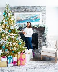 Decorating for christmas is a beloved tradition of many families, but if you're looking to change things up with your decorating, then try out these holiday themes to take your christmas decor to the next level. Nycg93qoaoxgdm