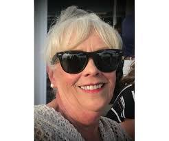 Linda Crutcher's Instagram, Twitter & Facebook