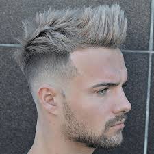 Wir zeigen dir fünf trendige frisuren für männer. Kurz Undercut Frisuren Manner Olaseku Haarschnitt Haarschnitt Manner Coole Frisuren