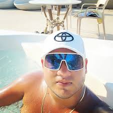 Brian Serna Arango (@brianserna_17) • Instagram photos and videos