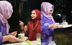 Temukan rumah idaman yang paling cocok. Apabila Erma Fatima Jadi Pembantu Rumah Che Ta Kelakarnya Gempak