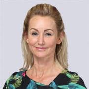 Lisa Ruff's Instagram, Twitter & Facebook