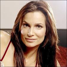 Alexandra Kamp Latest News, Bio, Profile, Album, Movie and Photo.