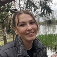 Aimee Perkins's Instagram, Twitter & Facebook