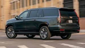 The 2021 cadillac escalade looks bold, drives well, and is extremely comfortable over the cadillac escalade stands at 76.7 inches (6.4 feet) tall from tire to roof. Cadillac Escalade V Esv 6 2 V8 4wd Technical Specs Dimensions