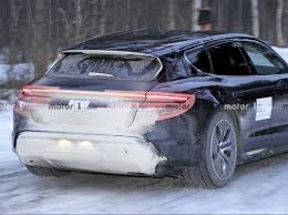 Between you and me, that's an additional 62 miles in the tank for 6 minutes on charge. Porsche Taycan Cross Turismo Verliert An Tarnung