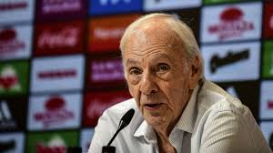 César Luis Menotti: "La Selección Argentina se ganó bien ese lugar en la  final"