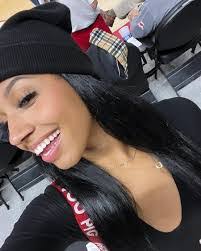 Chrissy Carr's Instagram, Twitter & Facebook