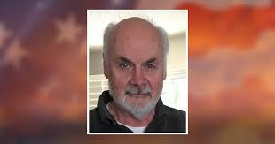 Leonard Hunter's Instagram, Twitter & Facebook