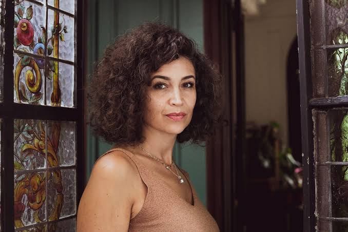 Julia Mengolini: "La autocrítica solo tiene sentido en clave de futuro" -  LatFem