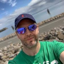 Kevin Fenn's Instagram, Twitter & Facebook