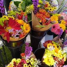 Afc wholesale is the direct entity that imports flowers direct from growers for distribution in sarasota. Suncoast Florist Home Facebook