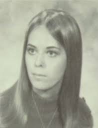 Sandie Hart Stone, Class of 1971 passed away