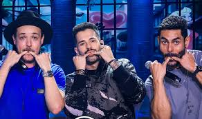 Dennis festeja 100M de plays de álbum no Spotify