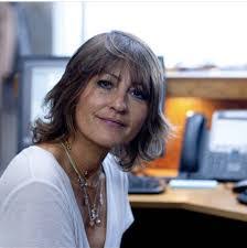 Holly Aird's Instagram, Twitter & Facebook