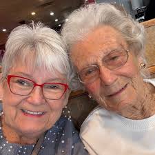 Susan Wears (@susan.wears.1) • Facebook