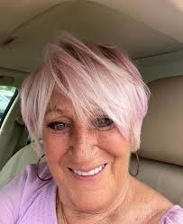 My pink tree and hair 🌸🌸🌸 merry Christmas, everyone.