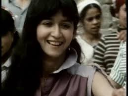 Wedding of 14-year-old children. Gypsies of Russia. English translation.