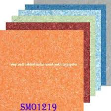 Tersedia dengan ukuran 2m x 20m dengan ketebalan 2mm, pelapis lantai vinyl roll ini sudah sangat umum digunakan mulai dari rumah sakit internasional hingga rumah sakit dalam negeri. Vinyl Anti Bakteri Jual Vinyl Lantai Rumah Sakit Harga Murah Terlengkap