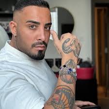 Hard times don't last, strong people do 🦍