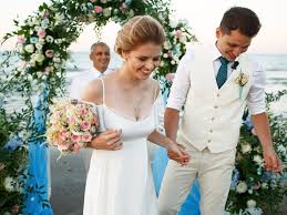 40 yrs of one of the happiest marriages most folks that knew them had. How Much Cash You Should Give As A Wedding Gift