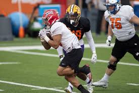 Senior bowl / jeff hanson pic.twitter.com/pjwmvnxhna. 2021 Senior Bowl Who Stood Out In Wednesday S American Team Practice Big Blue View