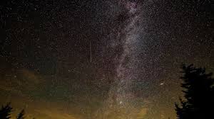 Even though all you really need is a clear sky, lots of patience, and our handy interactive meteor shower sky map with a visibility conditions meter to see a meteor shower, the following tips can help maximize your shooting star viewing experience. Btp8fqsuvn6dm