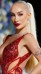 franmaira___ DEVORÓ #franmaira #galadeviña #franciscamaira #ganaroservir  #franciscamaira