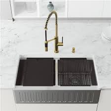 Evier De Cuisine Double En Acier Inoxydable Oxford De Vigo Robinet Dore 41 Po Vg15961 Rona
