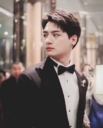 Berikut 10 karakter perawat yang wajib dimiliki. Thread By Jesuskristtps Krist Perawat Looking Expensive In A Suit A Thread His