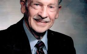 Earl Chandler, businessman, veterans advocate, dies at 94