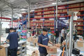 Pengumuman loker ini dibutuhkan segera. Lowongan Kerja Staff Gudang Toko Bintang Utama Elektronik Pontianak Saifullah Id