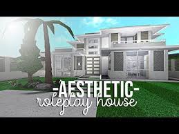 Bloxburg Aesthetic Roleplay House 94k Youtube Beautiful House Plans House Exterior Modern House Exterior Aesthetic house aesthetic house modern house with aesthetic on the hills aesthetic house drawing. bloxburg aesthetic roleplay house