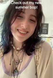 Brianna Beers's Instagram, Twitter & Facebook